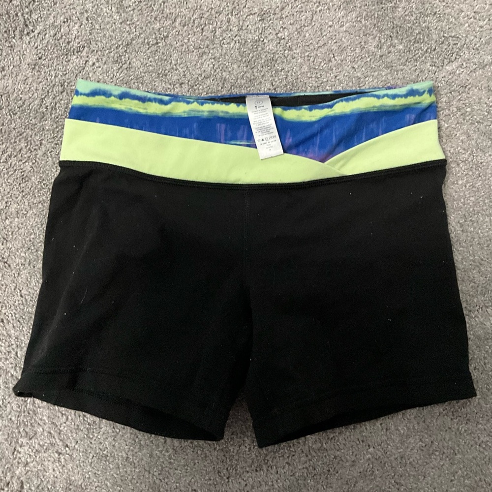 Ivivva shorts